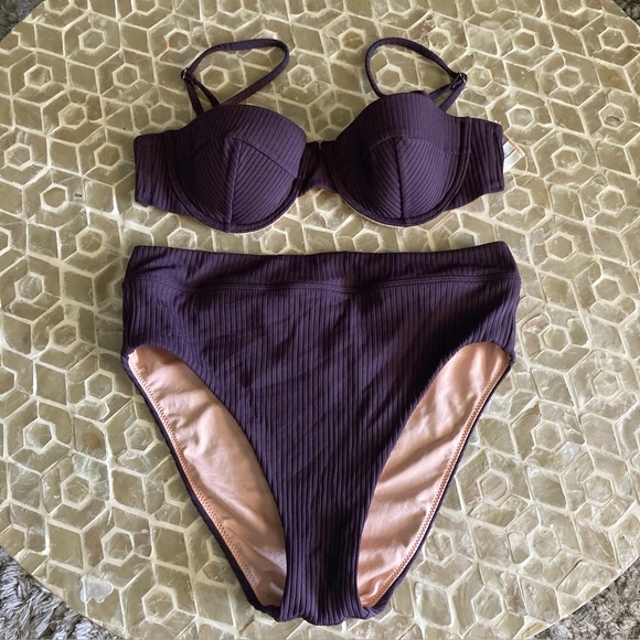 Madewell Ribbed Balconette Bikini Top & Hi-Waist bottoms in True Aubergine (S/M) - Picture 2 of 9